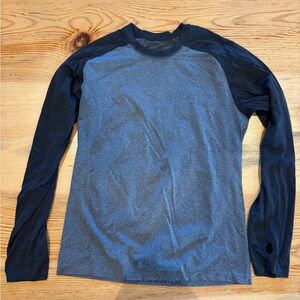 Men's Lululemon Grey and Black Long Sleeve Shirt